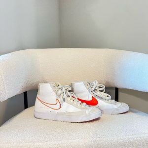 WOMENS nike blazers
